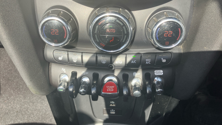 MINI Convertible 2.0 Cooper S Seaside Edition 2dr Auto Petrol Convertible